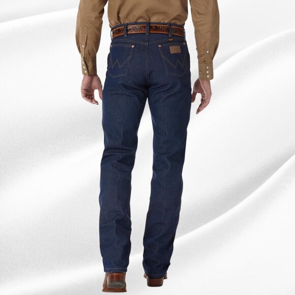 2/$20 Wrangler 13MWZ Cowboy Cut Original Fit Jeans Size 35 - Picture 2 of 8